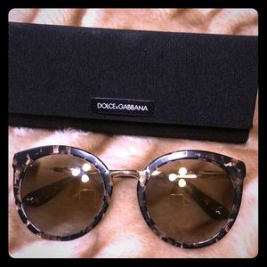 Dolce & Gabbana sunglasses DG4268 sunglasses